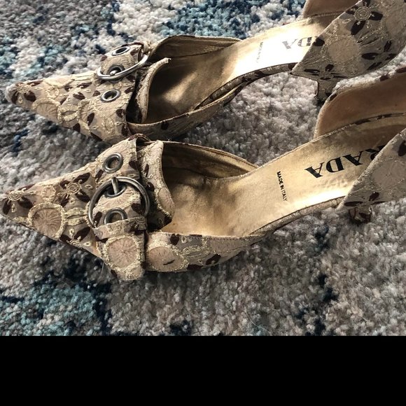 Prada || Brocade kitten heels - Picture 2 of 2